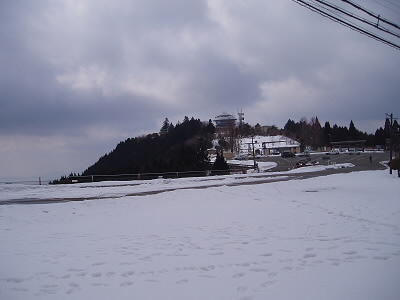 ガーデンミュージアムの展望台が見えます。
お化け屋敷があった時は、この展望台の下に
ありました（と思う）
