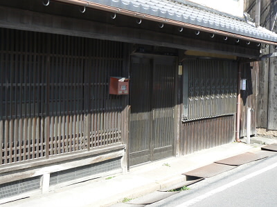 守山宿。
古い街並みが続く。