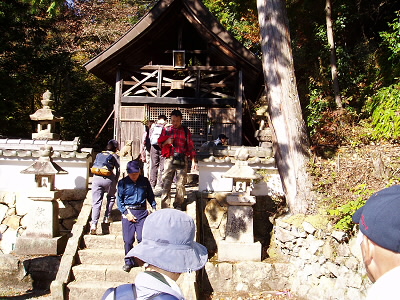 小さい神社でした。