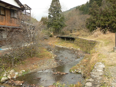鞍馬川を渡って、通りにでれば、ゴールはもうすぐ。