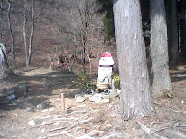2011/04/02 15:00:08 首無地蔵 右