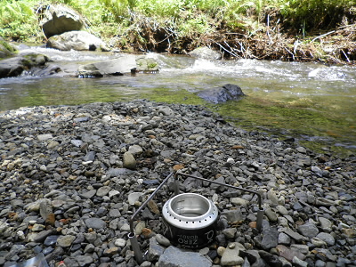 2011/08/07 11:37:44 川床？