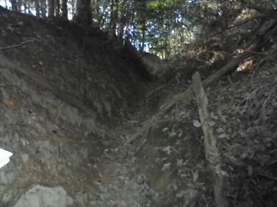 2011/12/18 09:26:56 山道