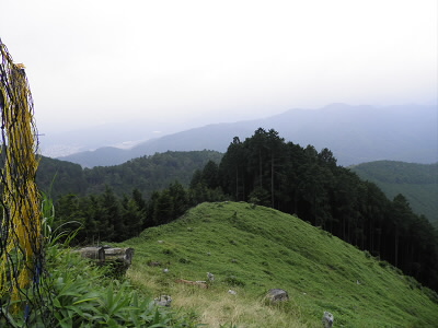 肉眼では町が見えるのですが、カメラでは振動いようです。
雨が降らずに良かった。