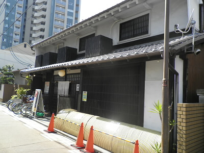 江戸から大坂までの東海道の最後の宿、守口宿の面影の様です。
ここは、中国料理のお店