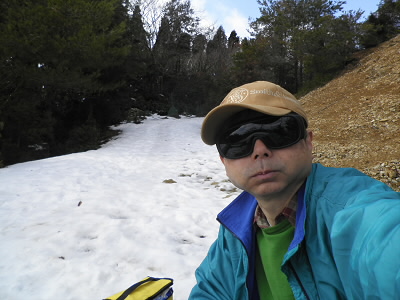 2013/02/03 11:26:33 このあたりはだいぶ雪が残っています。