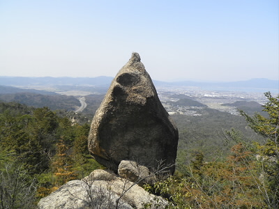 こんな岩もあります。