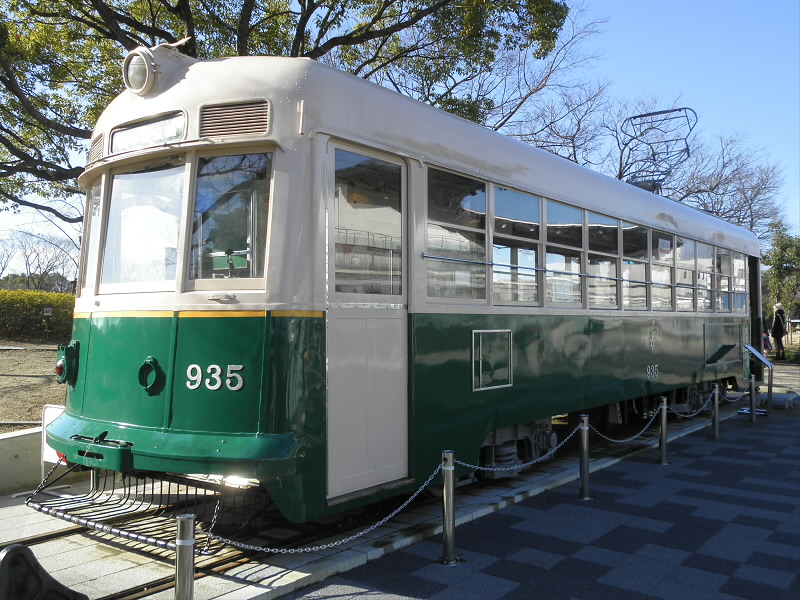 梅小路公園は市電がお迎えです。
