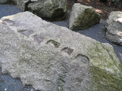 2016/01/11 10:34:16 桃山城に使用されたかもしれない石材