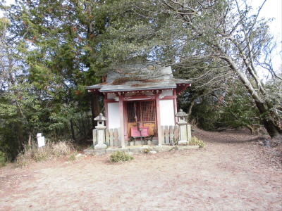 今回は狸谷山の奥の院という立場で。