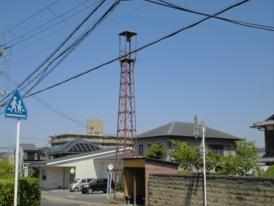 さすがに、もう使っていないと思います。
鐘がぶら下がっています。