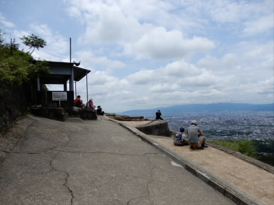 ここは、大の字の交点のところです。
ここでも、ハイカーが少ないですね。